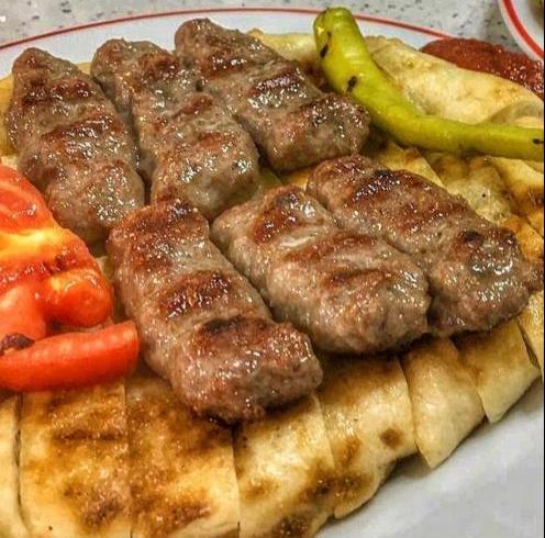 Akhisar Köfte Nerede Yenir?